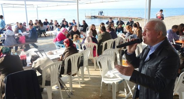 Belediye Personeli Yemekte Buluştu