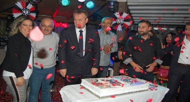 Beşiktaşlılar İhtiyaç Sahibi Engelli İçin Balo Yaptı