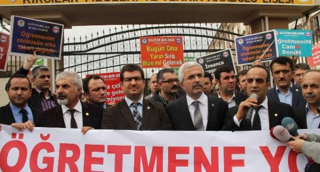 Bıçaklı Dehşetin Yaşandığı Okulda Sendikacılar Ortak Açıklama Yaptı