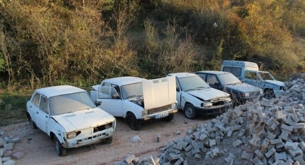 Biga Belediyesi Hurda Araçları Topladı