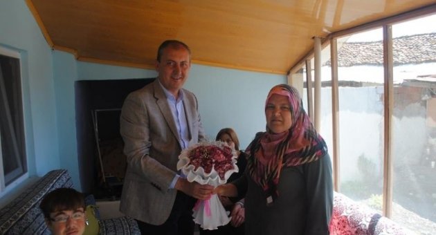 Biga Belediyesi Yılın Annesini Seçti