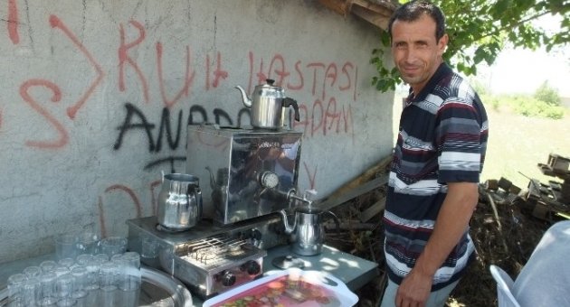 Bigadiç’te Düğün Çaycısı