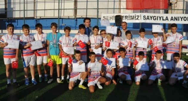 Bigaspor’da Yaz Okulu Madalya Töreni Yapıldı