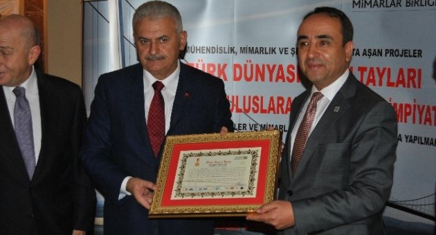 Binali Yıldırım’a Tarihi Demir İpek Yolu Ödülü
