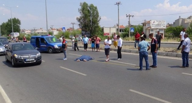 Bisikletiyle Yolun Karşısına Geçmek İsterken Canından Oldu