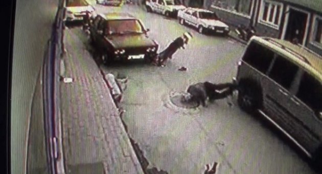 Bisikletle Otomobilin Çarpışması Kameralara Yansıdı