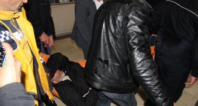 Borcu Yüzünden Bir Haftada İki Kez Çatıya Çıktı