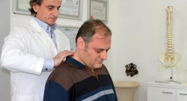 Boyun Fıtığına Elle Tedavi