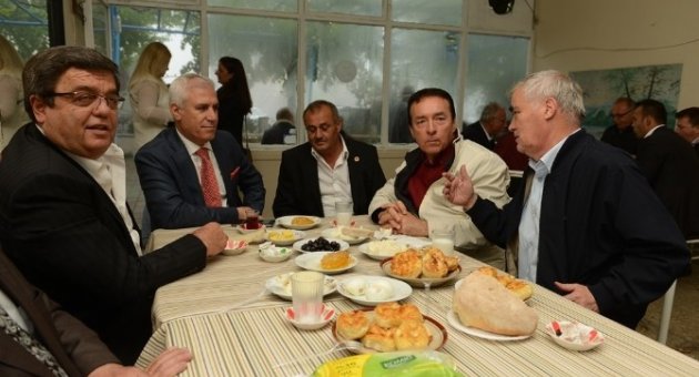 Bozbey Halkı Dinledi