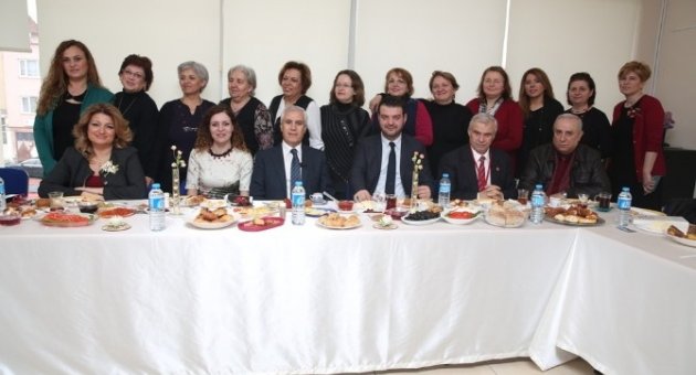 Bozbey, Nilsem Kursiyerleriyle Buluştu