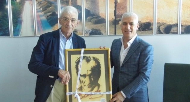 Bozbey’den Selanik Ve Veria Belediye Başkanlarına Ziyaret