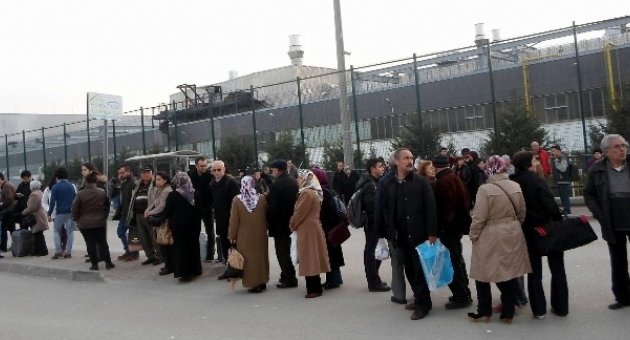 Bu Da Otobüs Kuyruğu