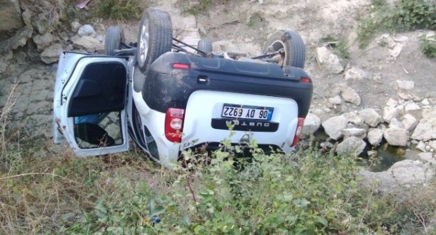 Bu Dereye Her Hafta Bir Araç Uçuyor
