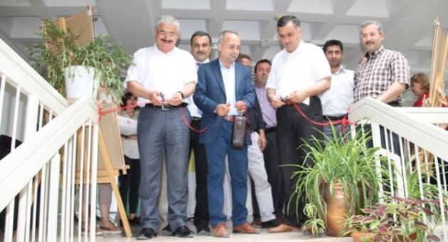 Bu Sanat Merkezi Kendi Elektriğini Üretiyor