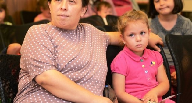‘bu Yaz Annemle Biz Kütüphanedeyiz’