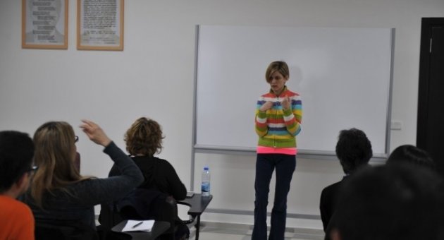 Buca Belediyesi’nden Personele İşaret Dili Eğitimi