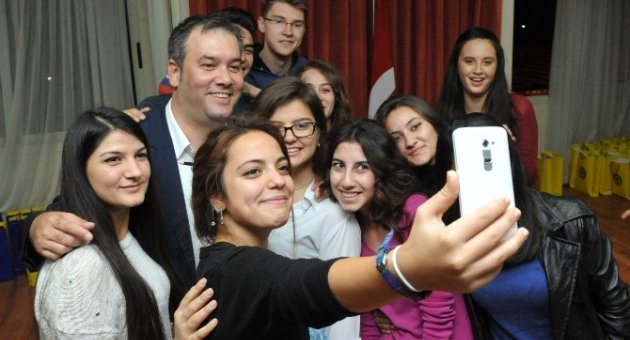 Buca Gençliğinin Merkezi Kuruluyor