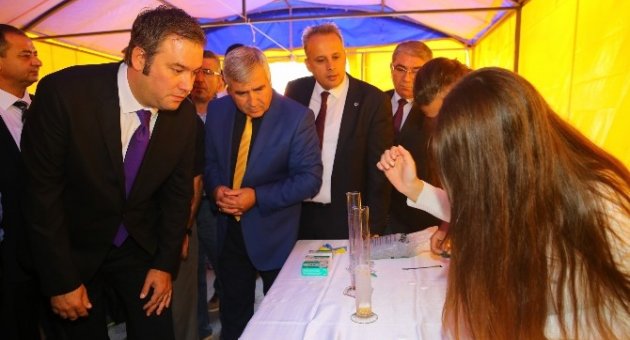 Buca’da ‘bilim’ Sokağa