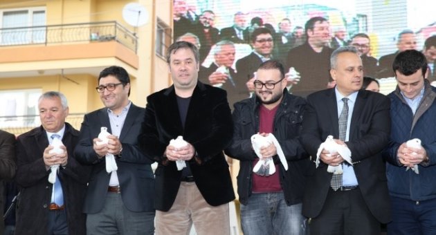 Buca’da, Engelli Temalı Park Bahar Havasında Açıldı