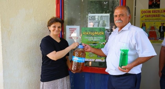 Buca’da Muhtarlıklarla ’evsel Atık Yağ’ Toplanması İçin İş Birliği