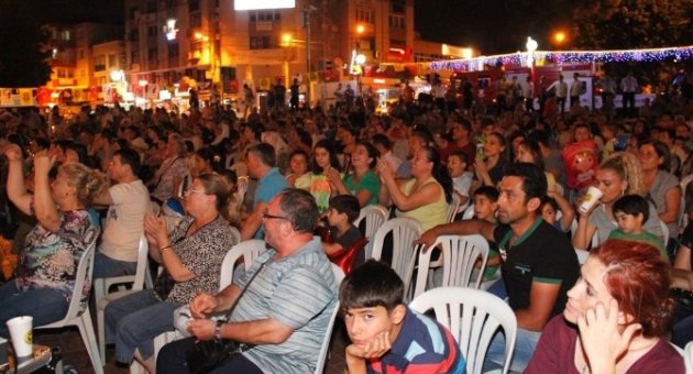 Buca’da Ramazan Etkinliklerine Yoğun İlgi