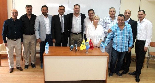 Bucaspor’a Yeni Yönetim