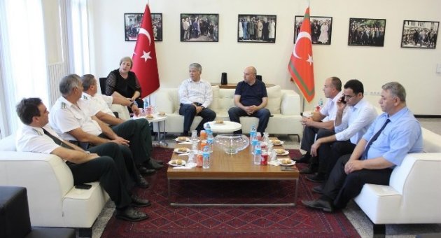Bulgar Gümrükçülerden Türk Meslektaşlarına Bayram Ziyareti