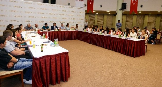 Bulgaristan’da Yaşayan Öğrencilerden Btso’ya Ziyaret