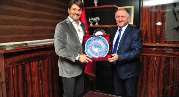 Burhan Şaşmaz’dan Orhangazi Belediyesi’ne Ziyaret