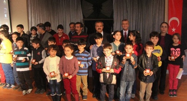 Burhaniye Belediyesi Gençlik Merkezi Yeni Döneme Hazır