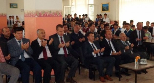 Burhaniye İmam Hatip’de Aşure Hayrı