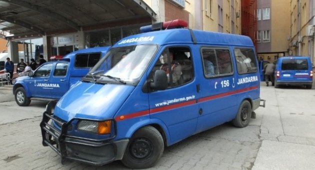 Burhaniye’de 14 Kaçak Göçmen Yakalandı