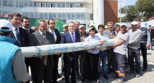 Burhaniye’de 21 Çiftçiye Ücretsiz Sera Dağıtıldı