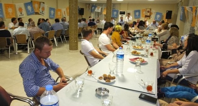 Burhaniye’de Ak Parti Seçim Startını Verdi
