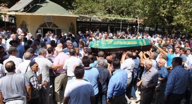 Burhaniye’de Ali Kocabaş Sevenlerini Üzdü