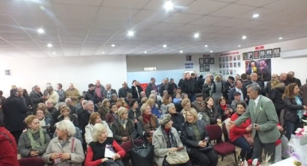 Burhaniye’de Chp İlçe Binasına Görkemli Açılış