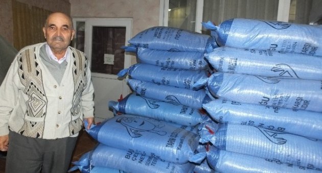 Burhaniye’de Çiftçilere Ucuz Buğday Tohumluğu Dağıtıldı