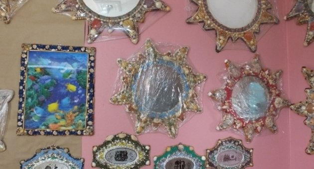 Burhaniye’de Emeklinin El Emeği Göz Nuru Eserleri Beğenildi