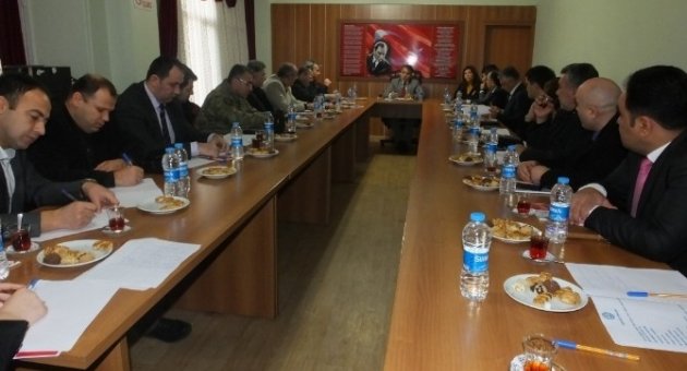 Burhaniye’de Hayat Boyu Öğrenme Toplantısı Yapıldı