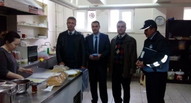 Burhaniye’de Kantinler Denetlendi
