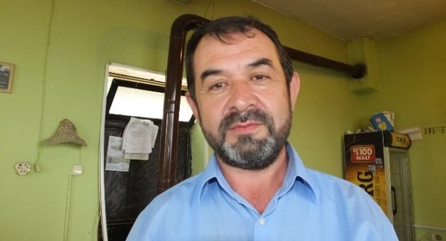 Burhaniye’de Kırlangıçlar Kahvehanenin Konuğu Oldu