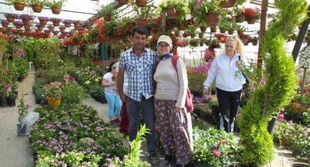 Burhaniye’de Kışın Sert Geçmesi Çiçekçilerin İşini Arttırdı