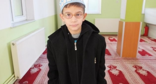 Burhaniye’de Küçük Müezzin İlgi Gördü