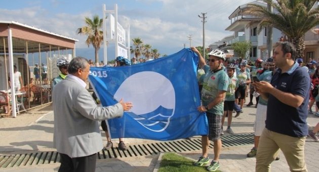Burhaniye’de Mavi Bayrak Töreni