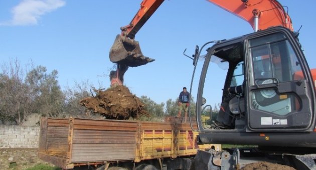 Burhaniye’de Osb Yolları Yapılıyor