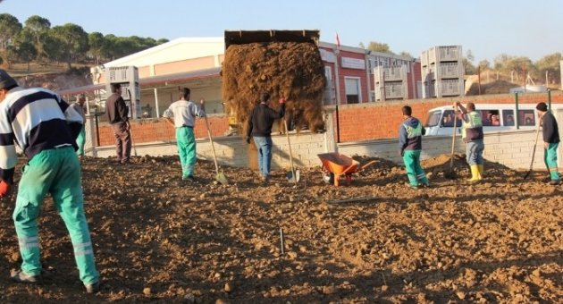 Burhaniye’de Özel Eğitim Merkezi İçin Çevre Düzenlemesi