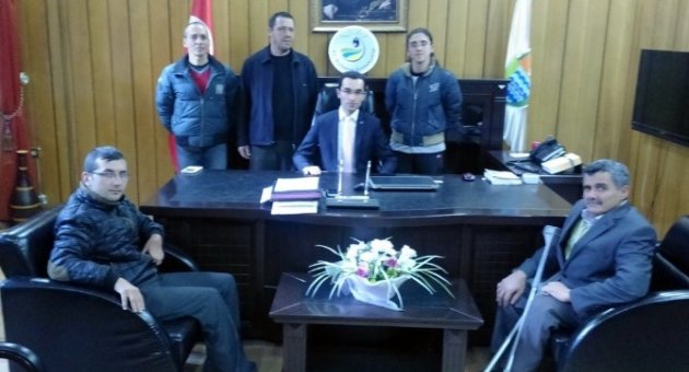 Burhaniye’de Özel Sporcular Kulübünden Kaymakam Ziyareti