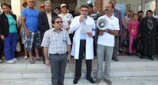 Burhaniye’de Sağlık Çalışanlarından Dr.kamil Furtun Katledilmesine Tepki