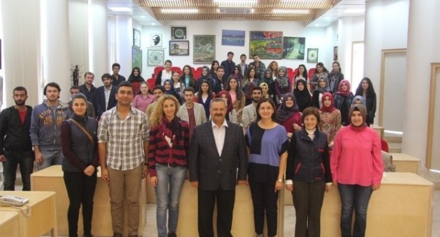 Burhaniye’de Üniversite Öğrencileri İnceleme Yaptı