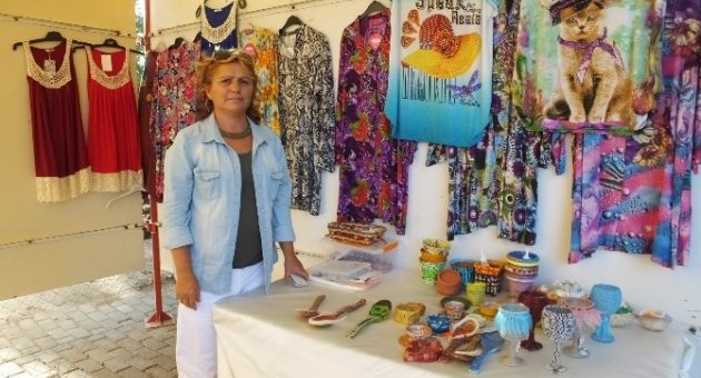 Burhaniye’de Zihinsel Engellilerin Eserleri Görücüye Çıktı